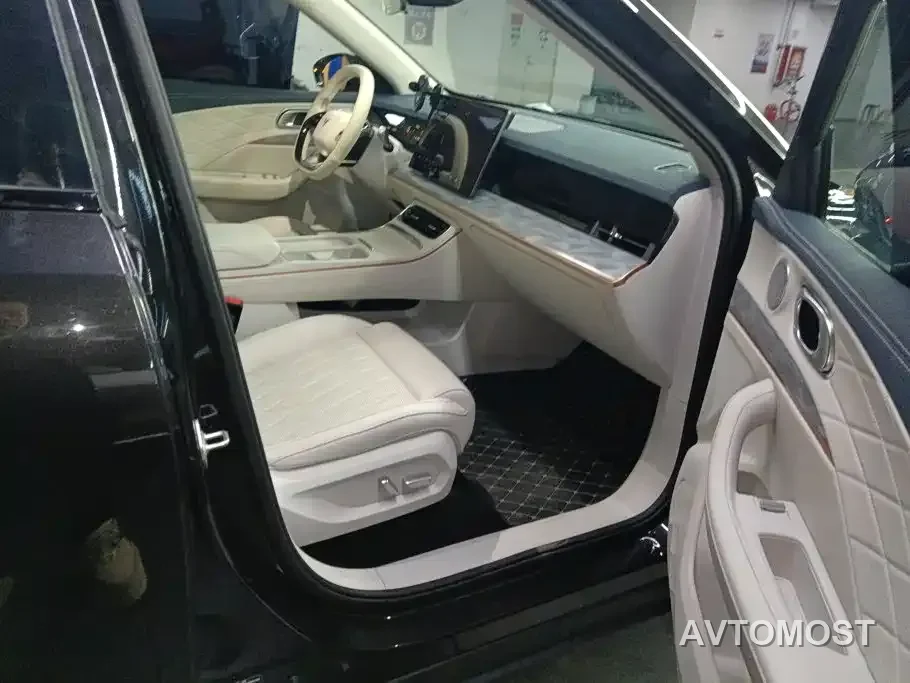 Nezha L 2024 Extended Range 310 Premium Edition — фото 6