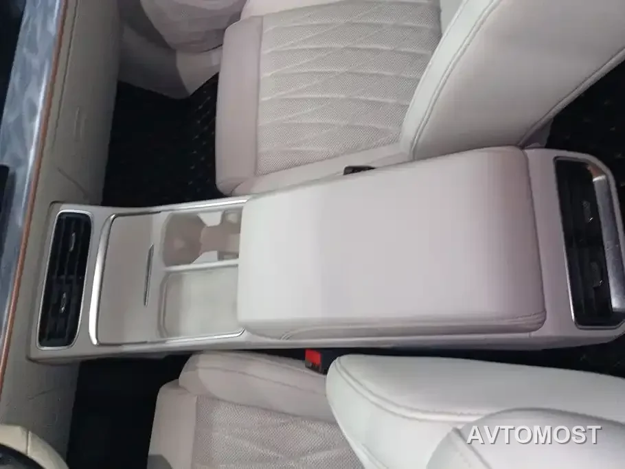 Nezha L 2024 Extended Range 310 Premium Edition — фото 14