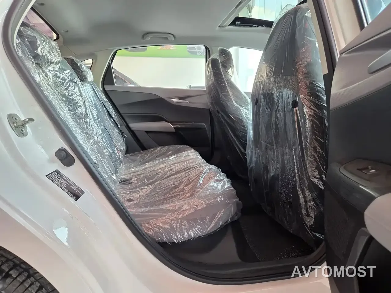 Changan Eado PHEV 2025 Smart New Blue Whale 145KM Battleship Edition — фото 7