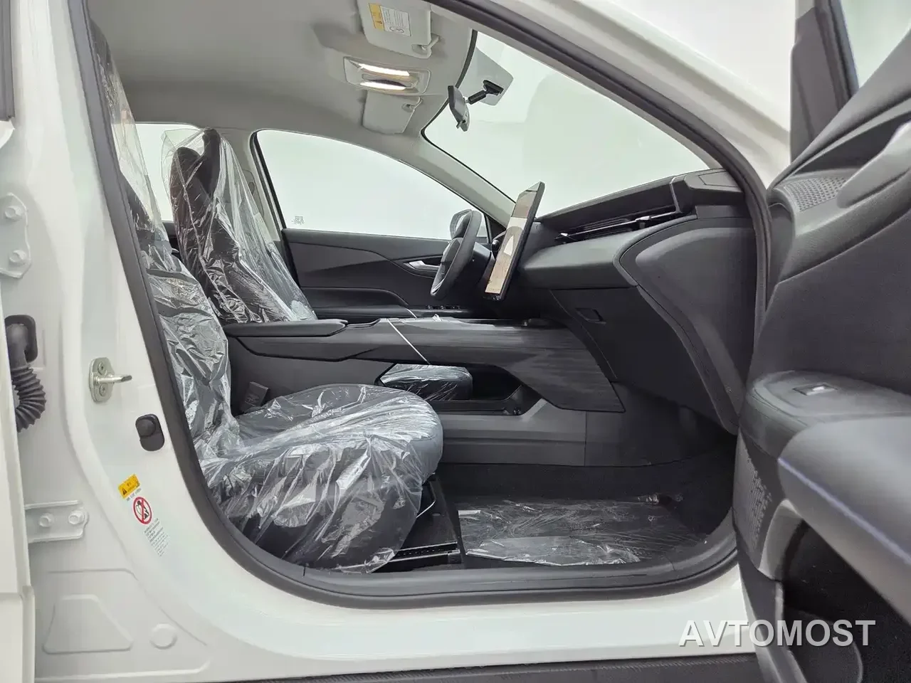 Changan Eado PHEV 2025 Smart New Blue Whale 145KM High-Performance Edition — фото 11