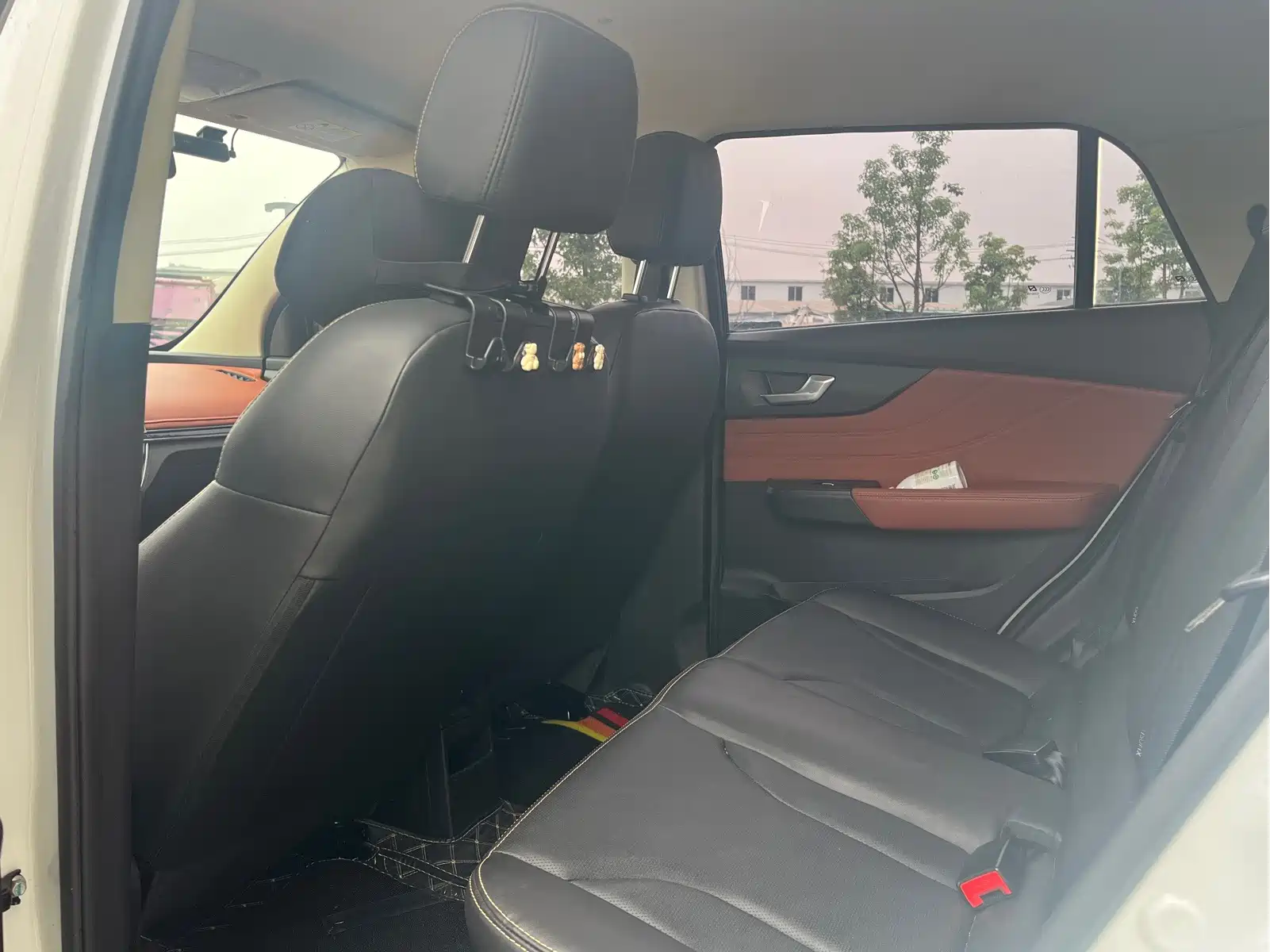 Electric House YOUNG Guang Xiaoxin 2021 L400 4-Seater — фото 11