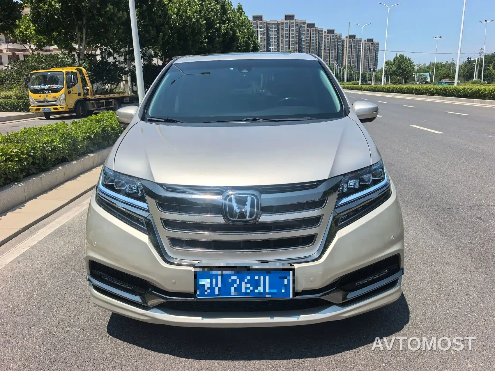 Honda Elysion 2019 2.0L Hybrid Luxury Edition — фото 2