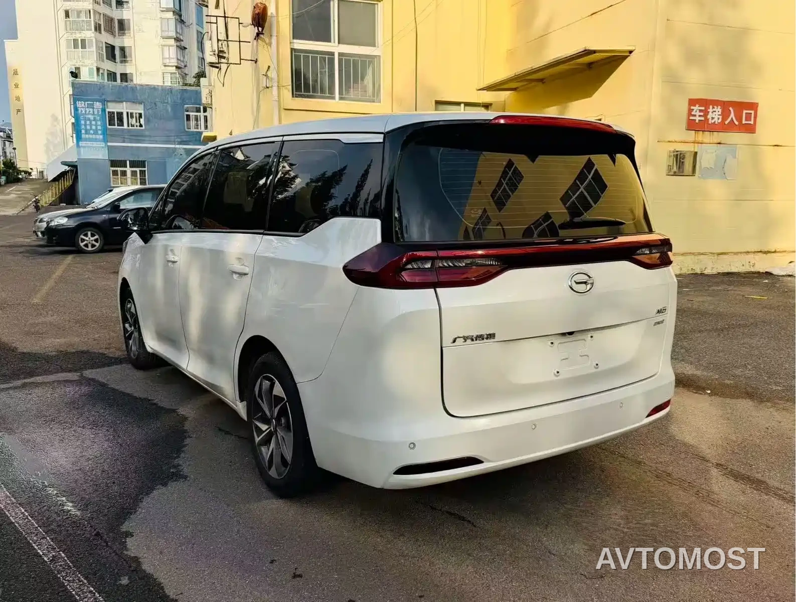 GAC Trumpchi M6 2023 PRO 270T DCT Elite Edition — фото 6