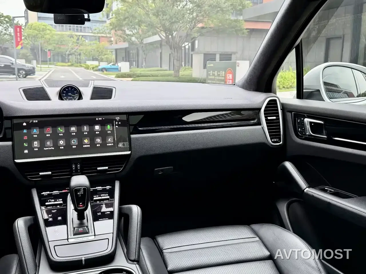 Porsche Cayenne New Energy 2021 Cayenne E-Hybrid 2.0T — фото 15