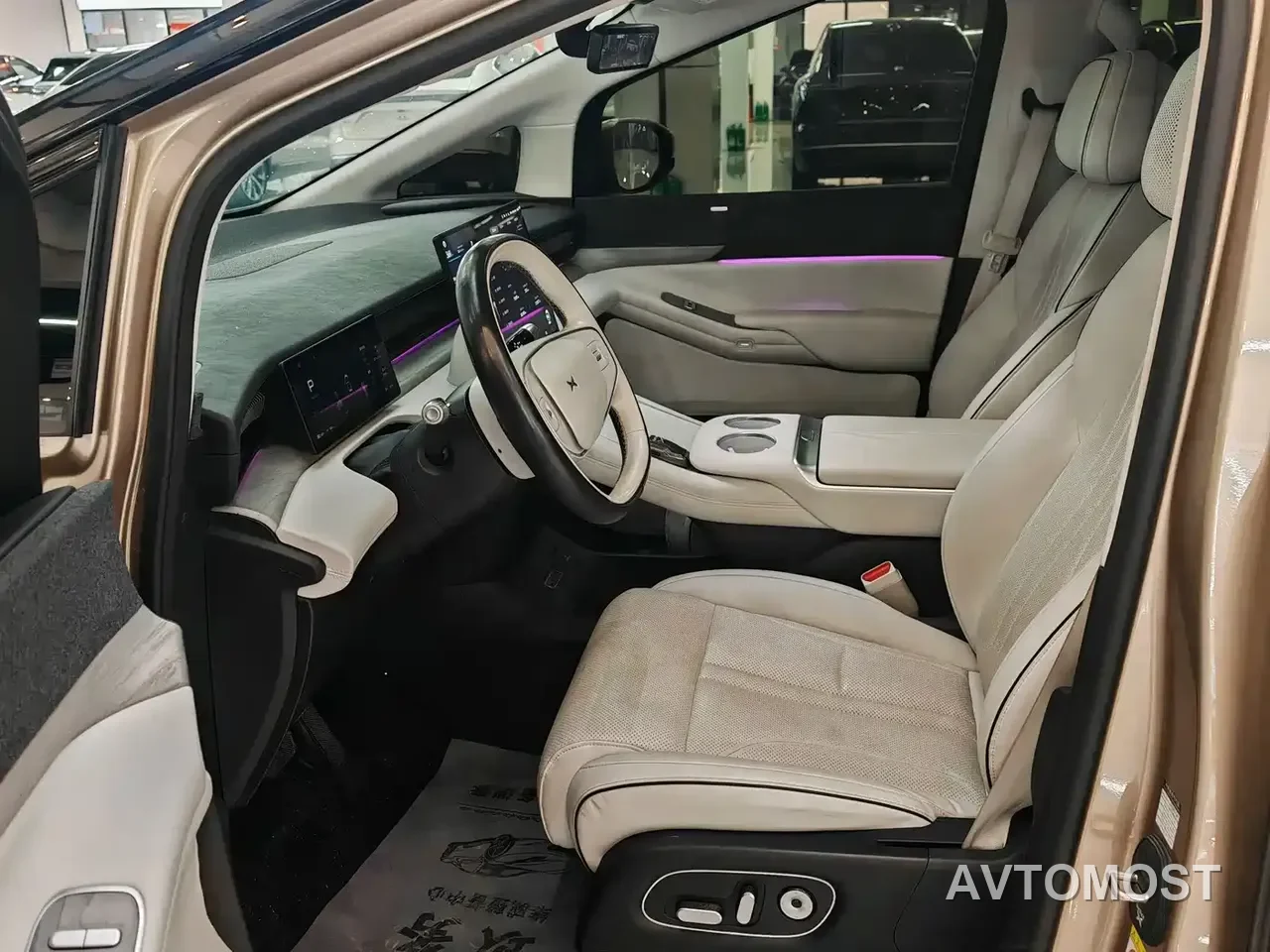 XPeng X9 2024 640 AWD High Performance Max — фото 8