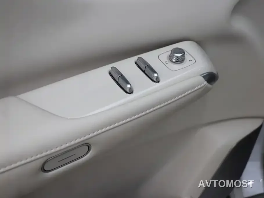 Buick Zhijing Shijia 2026 Model PHEV Base Version — фото 7