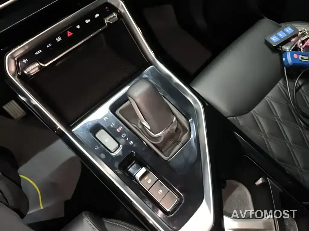 Wuling Xingchen 2022 2.0L DHT Electric Speed Edition — фото 14