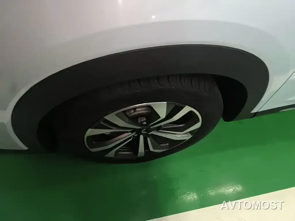 Wuling Xingchen 2022 2.0L DHT Electric Speed Edition — фото 22