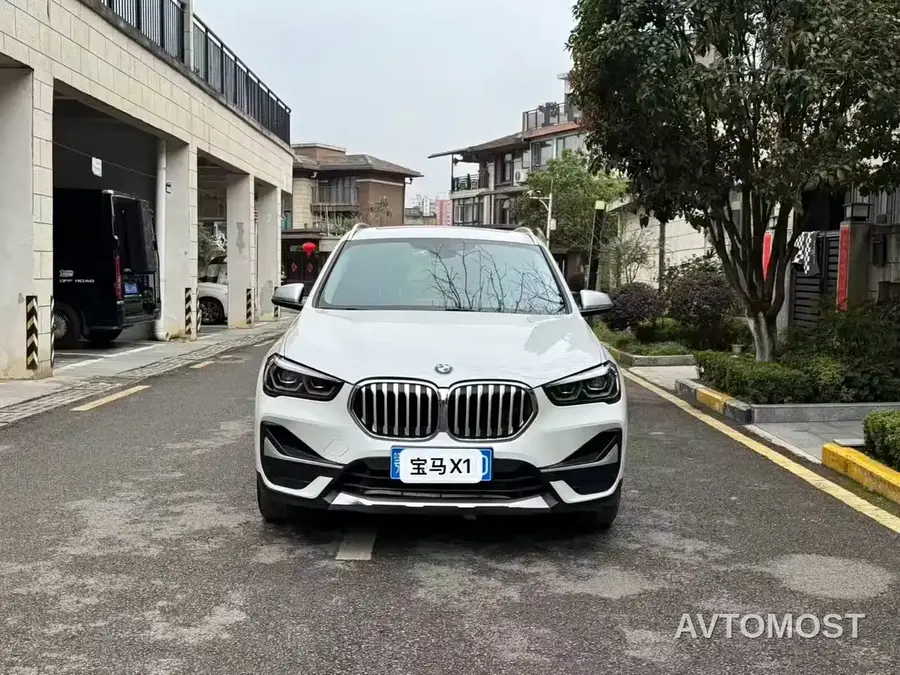 BMW X1 2022 sDrive20Li Premium