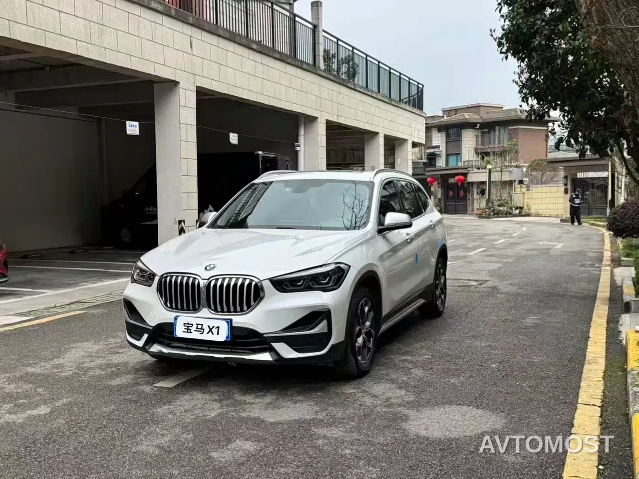 BMW X1 2022 sDrive20Li Premium — фото 2