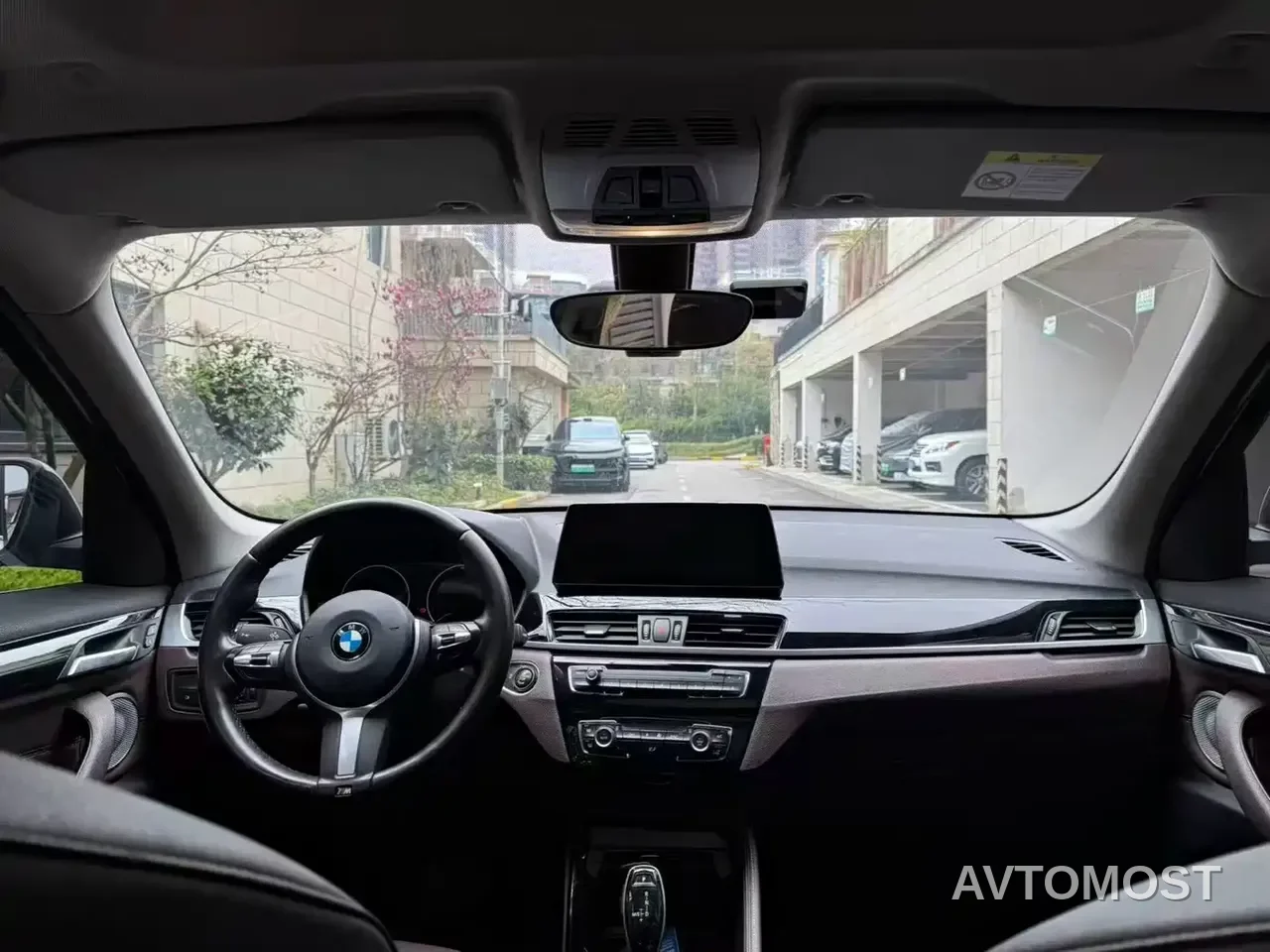 BMW X1 2022 sDrive20Li Premium — фото 5