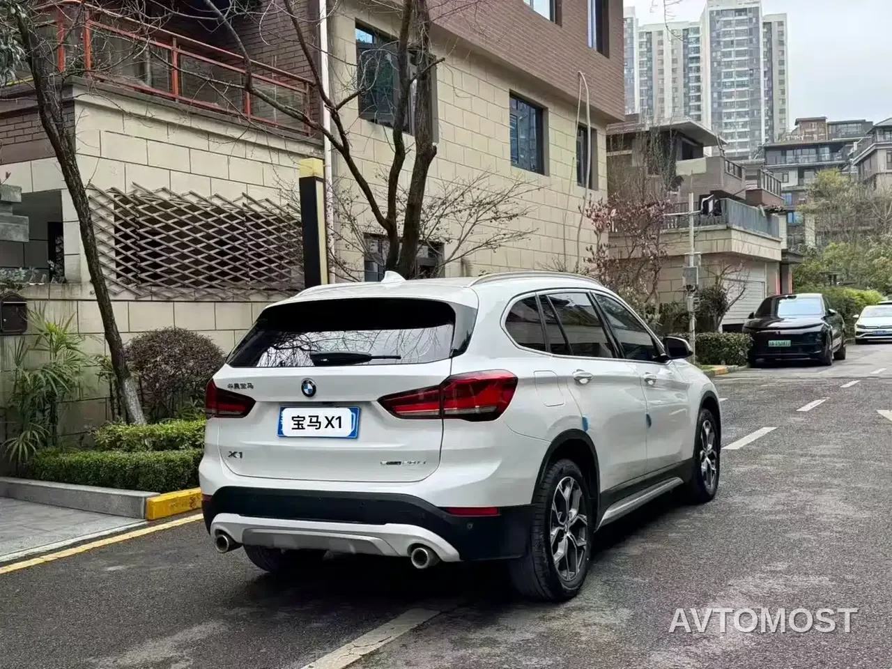 BMW X1 2022 sDrive20Li Premium — фото 9