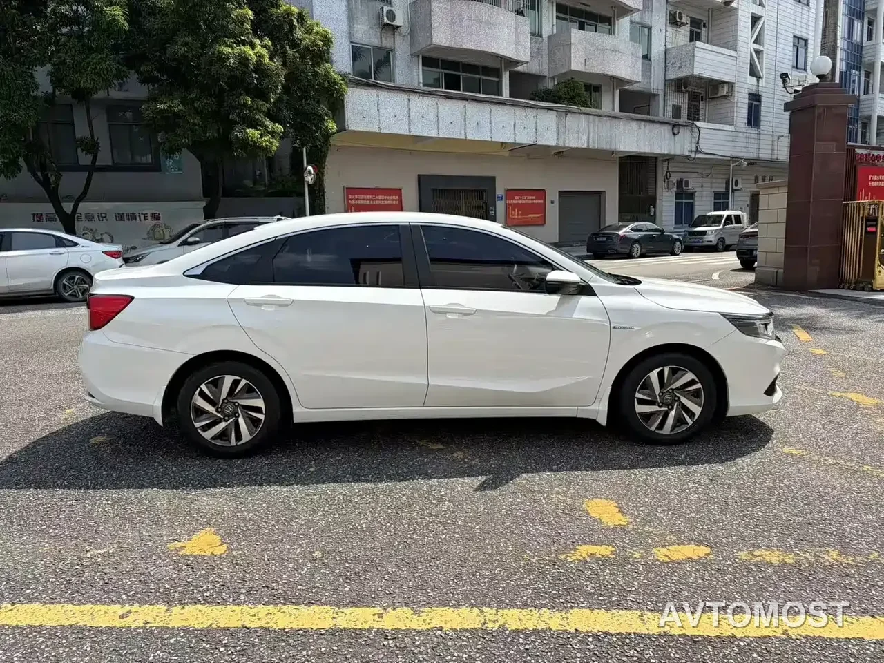 Honda Lingpai 2020 Sharp Hybrid 1.5L Sharp Comfort Edition — фото 4
