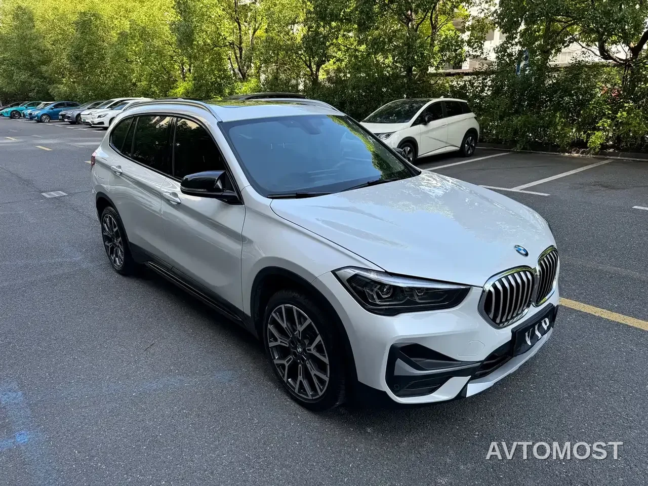 BMW X1 2022 xDrive25Li Premium — фото 5