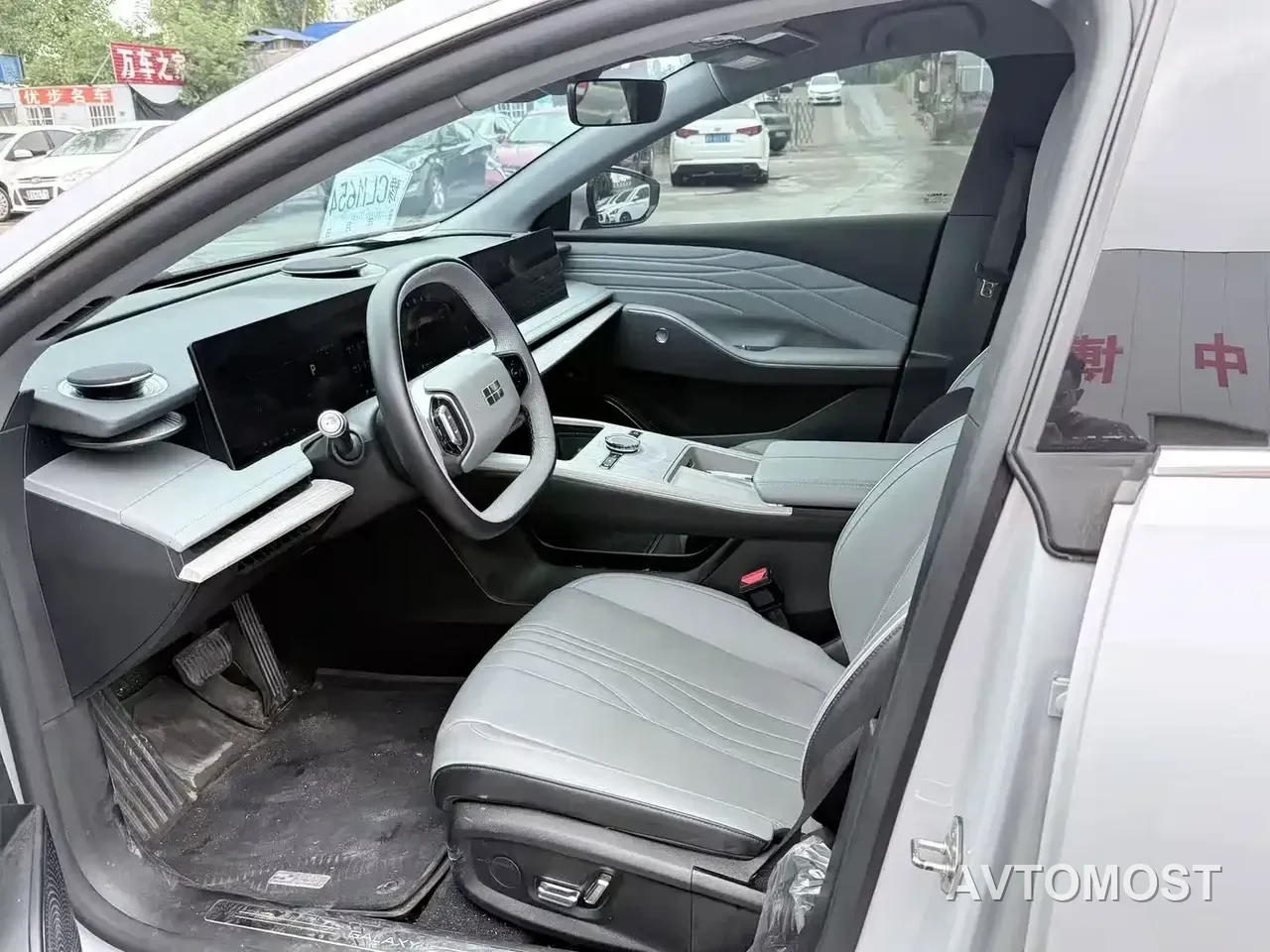 Geely Galaxy E8 2024 665km RWD Starship Voyager Edition — фото 6