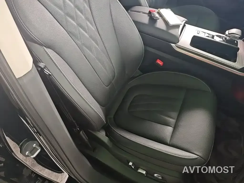 Hongqi HS7 PHEV 2024 2.0T PHEV 4WD Flagship Edition 6-seater — фото 23