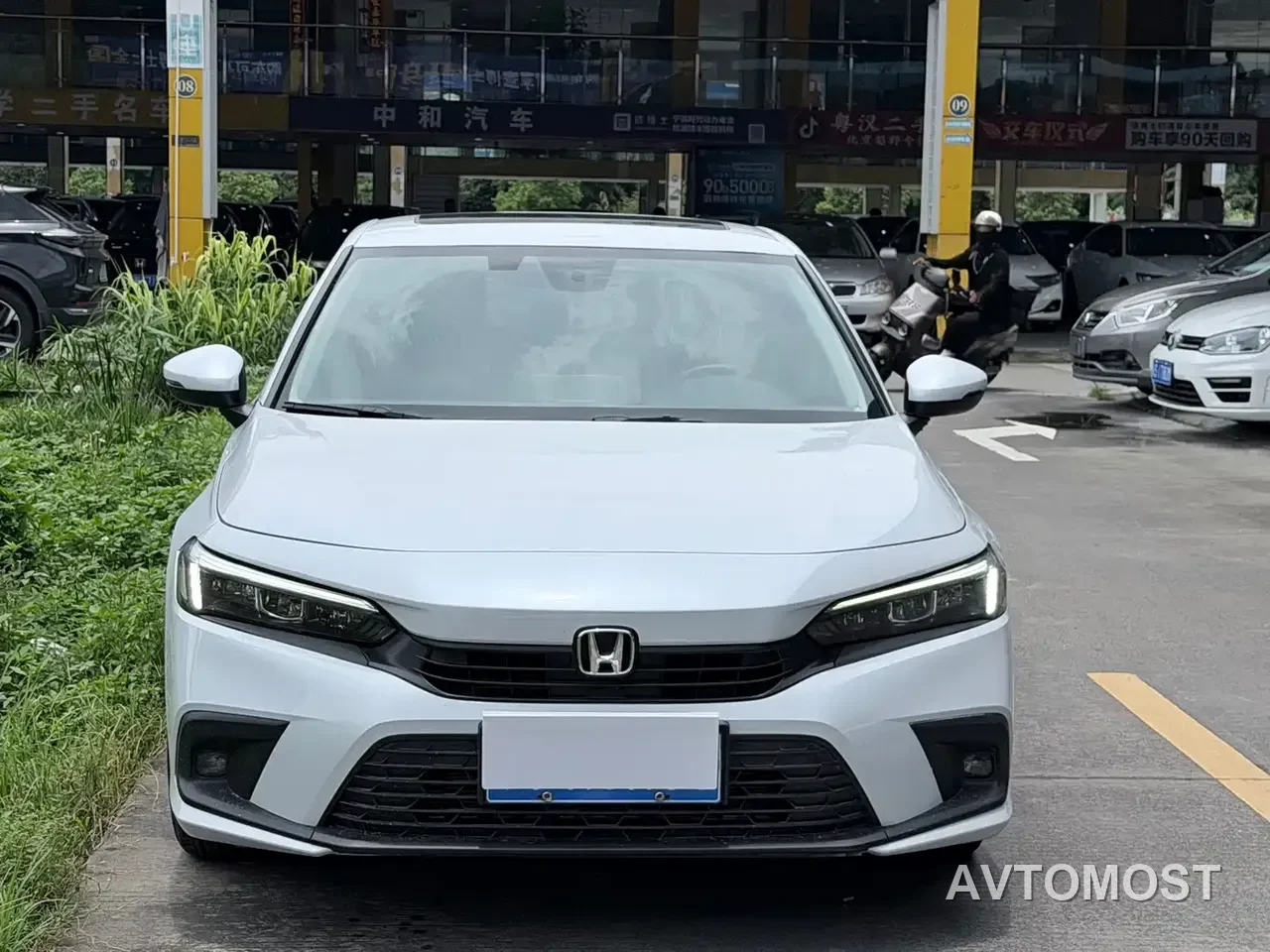 Honda Civic 2023 2.0L e:HEV Pioneer Edition — фото 12