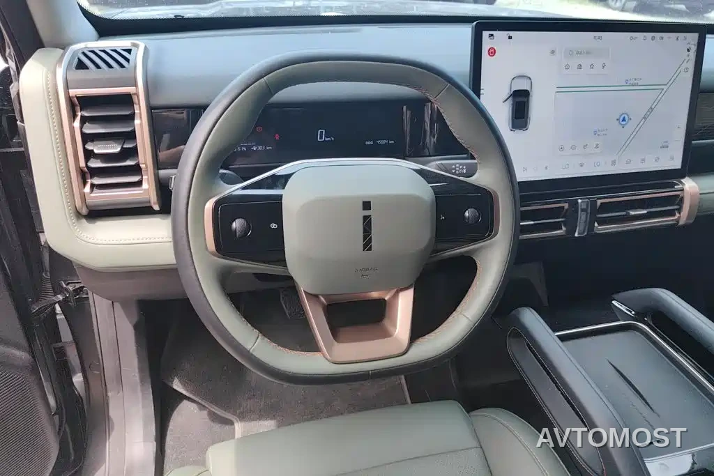 iCAR 03T 2024 520km FWD Long Range Deluxe — фото 13