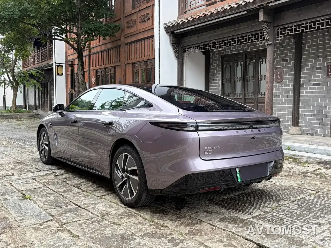 Exeed Exlantix ES 2025 Range Extender Max Urban Assist — фото 5