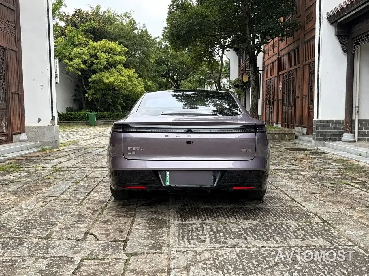 Exeed Exlantix ES 2025 Range Extender Max Urban Assist — фото 6