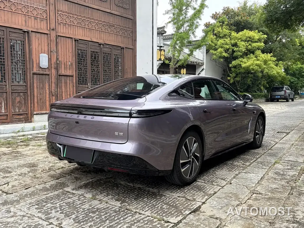 Exeed Exlantix ES 2025 Range Extender Max Urban Assist — фото 7