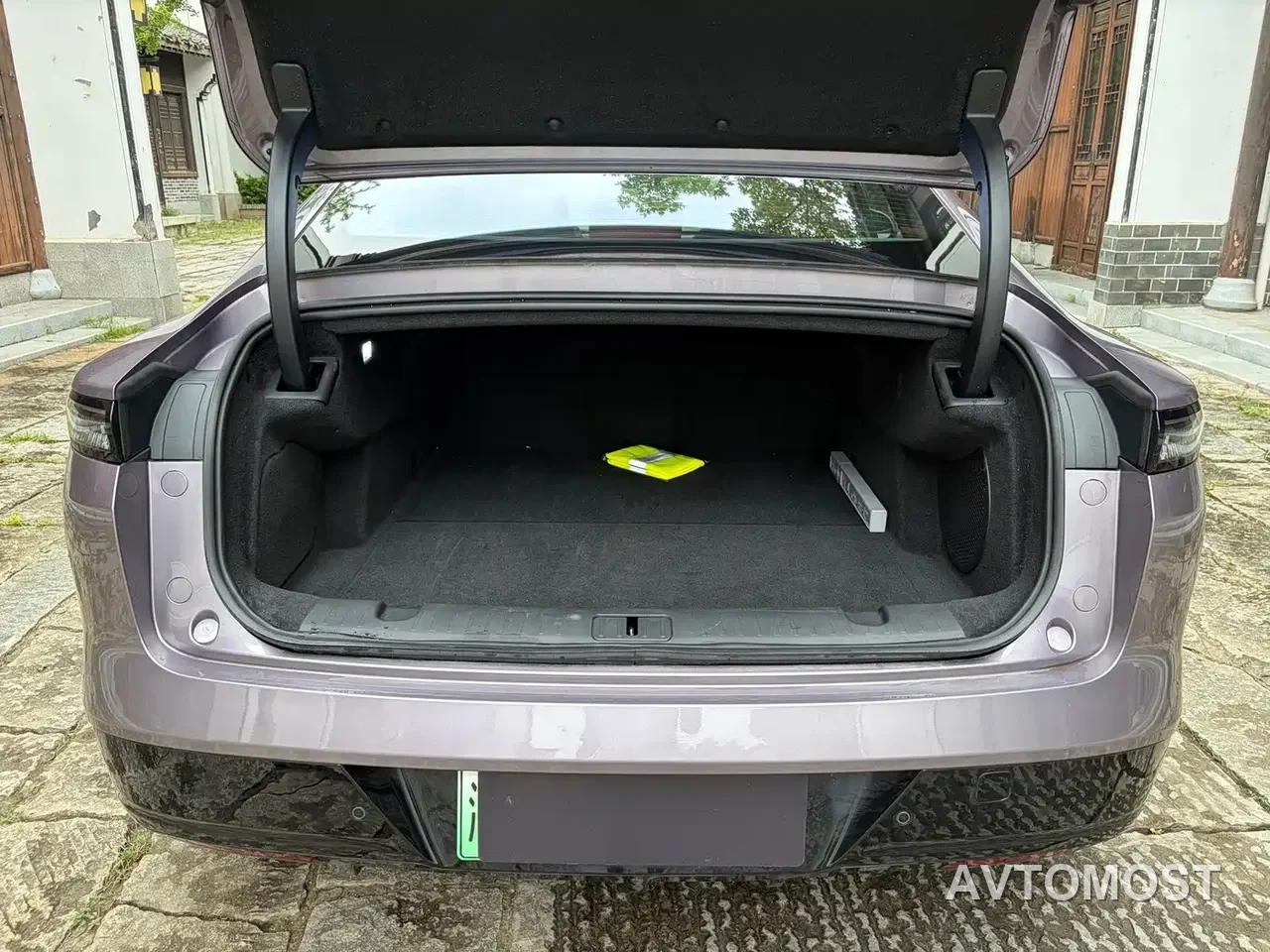Exeed Exlantix ES 2025 Range Extender Max Urban Assist — фото 10