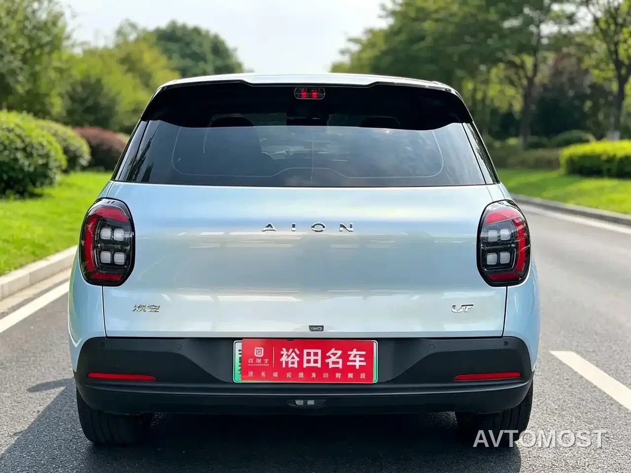 AION UT 2025 Model 330 Starlight Edition — фото 4