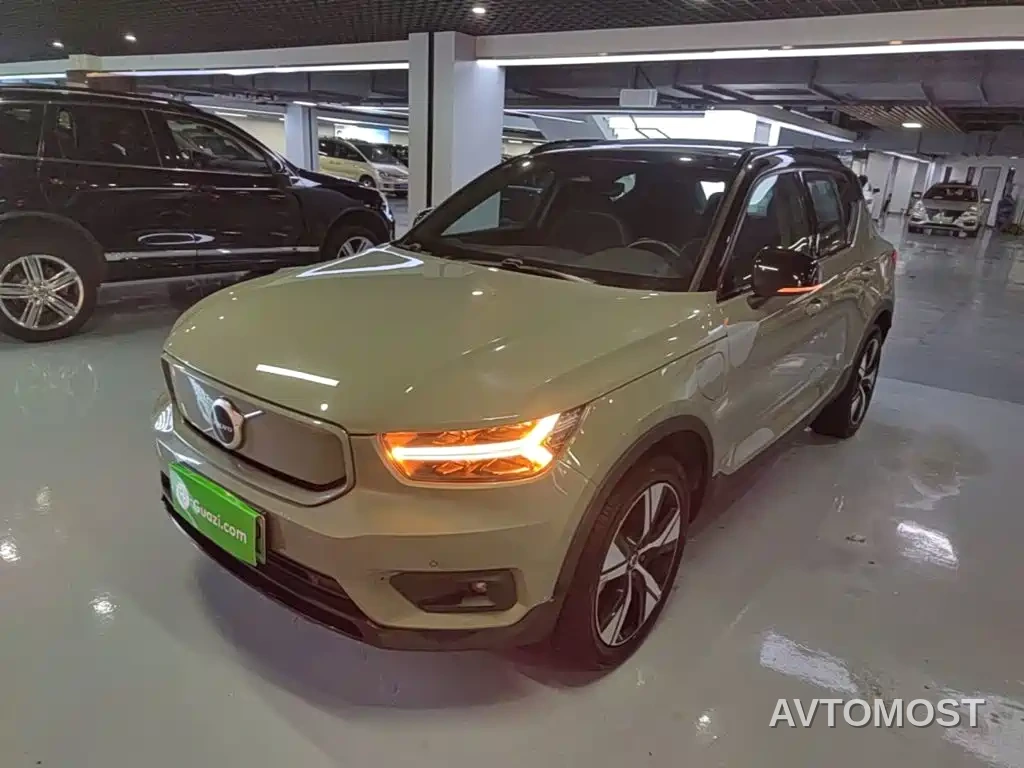 Volvo XC40 New Energy 2021 P8 EV AWD Elegant Sport — фото 2