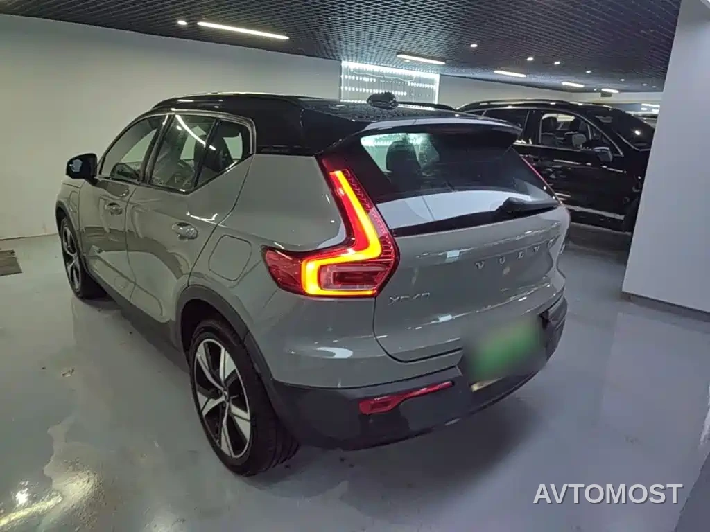 Volvo XC40 New Energy 2021 P8 EV AWD Elegant Sport — фото 5