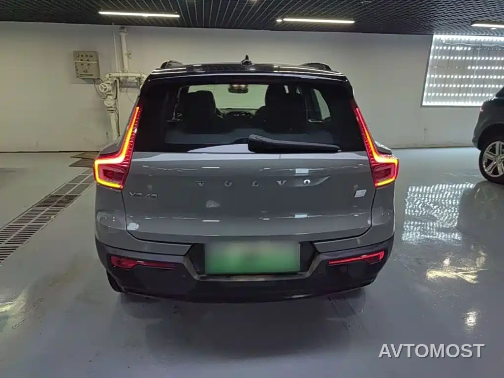 Volvo XC40 New Energy 2021 P8 EV AWD Elegant Sport — фото 6