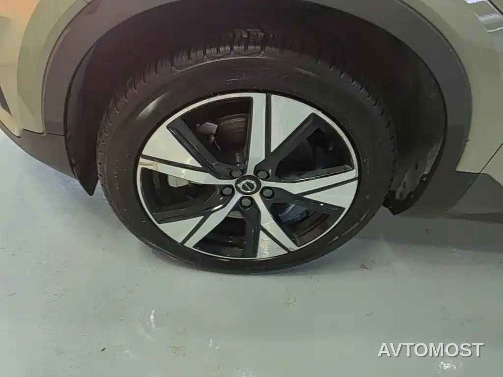 Volvo XC40 New Energy 2021 P8 EV AWD Elegant Sport — фото 23
