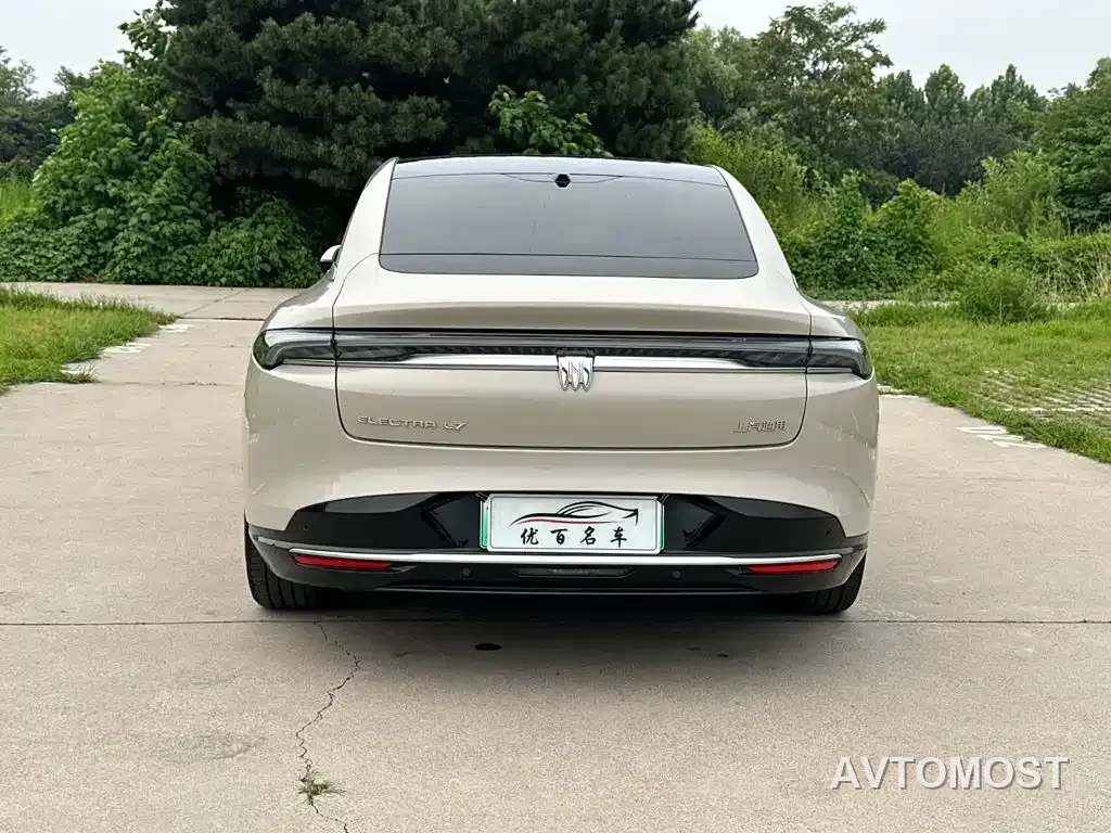 Buick Zenith Sedan 2025 Model Base Version — фото 2