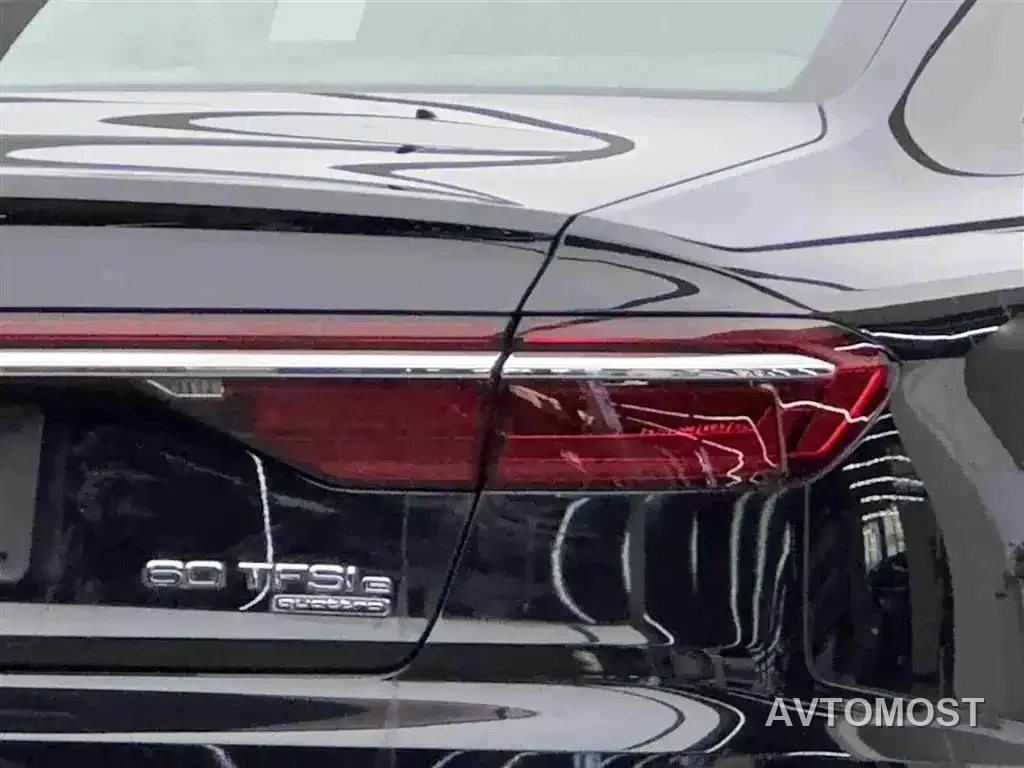 Audi A8 New Energy 2022 A8L 60 TFSIe quattro Collector's Edition — фото 4