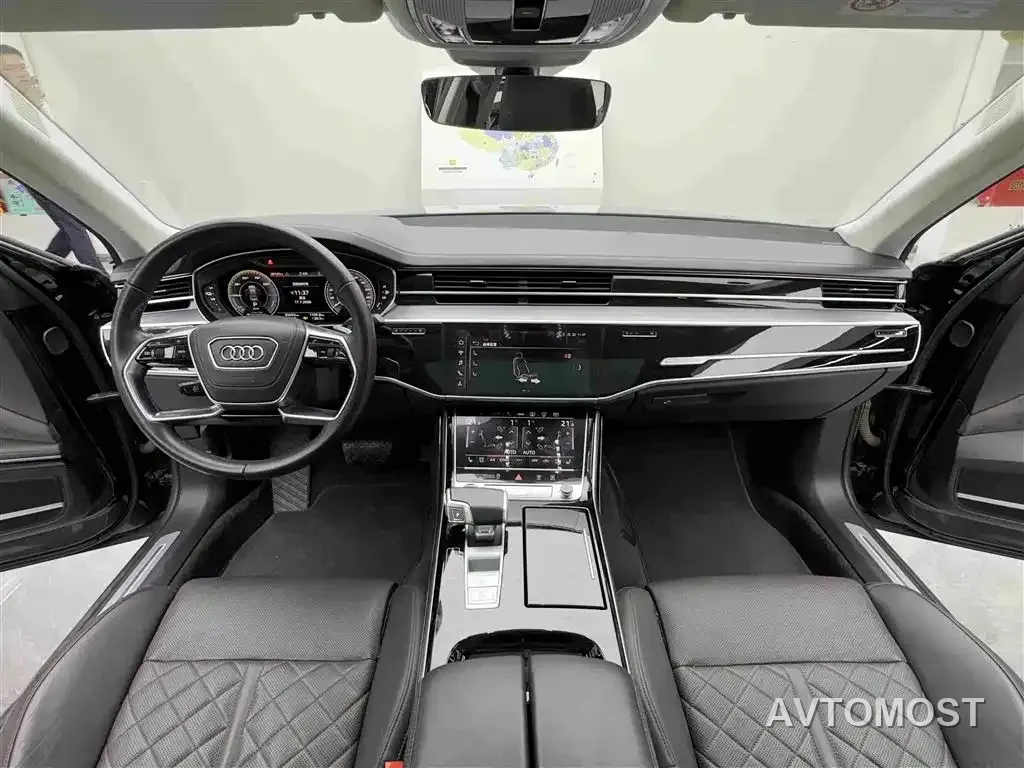Audi A8 New Energy 2022 A8L 60 TFSIe quattro Collector's Edition — фото 8
