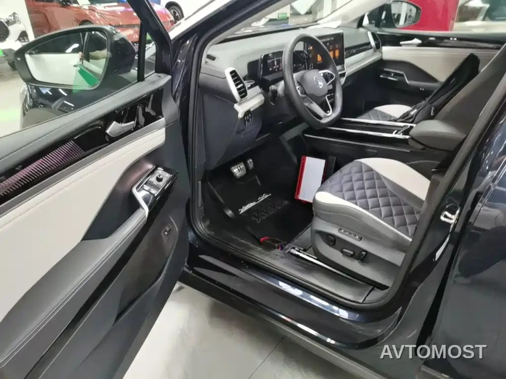 Volkswagen ID.6 CROZZ 2021 Long Range PURE+ Edition — фото 14