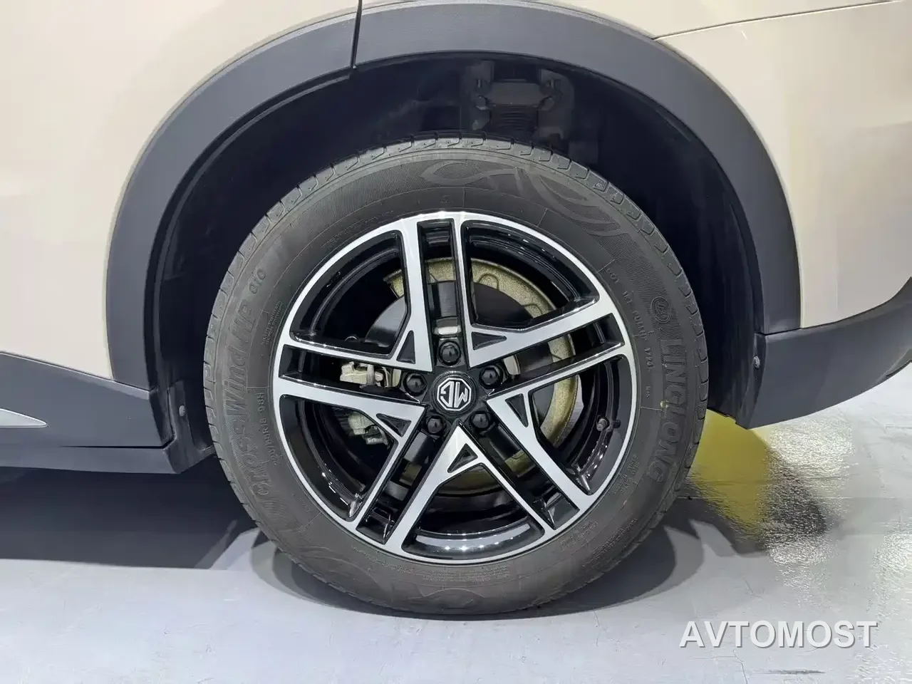 MG ES5 2025 525max RWD Smart Driving Edition — фото 8