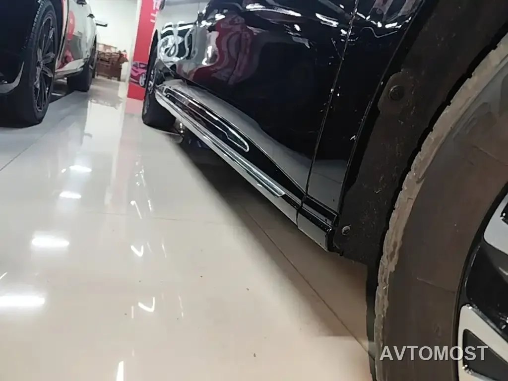 Hongqi HQ9 PHEV 2024 Model 2.0T AWD Business Edition — фото 20