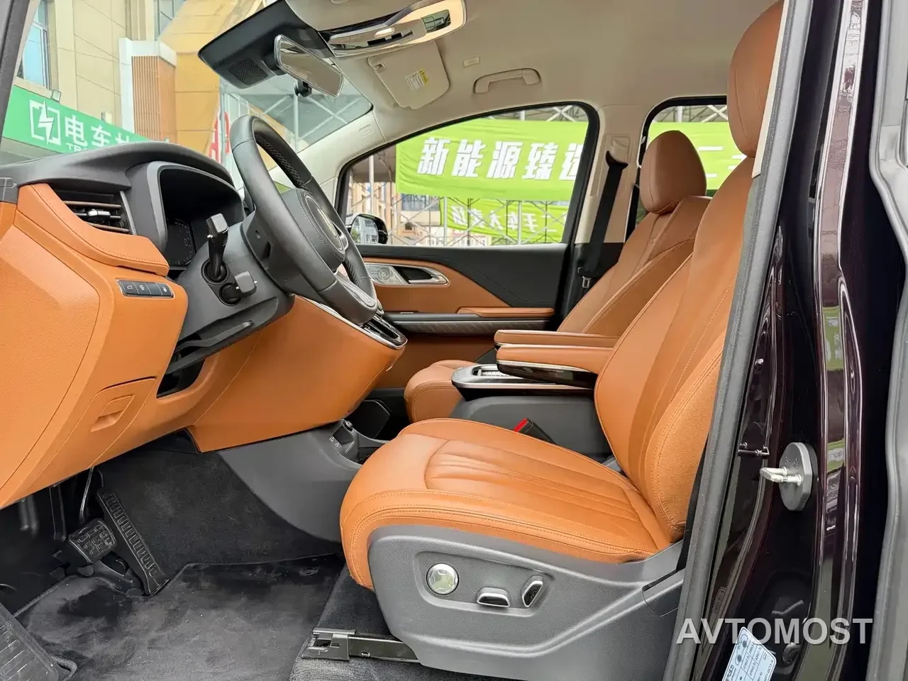 Hongqi HQ9 PHEV 2024 Model 2.0T AWD Business Edition — фото 5