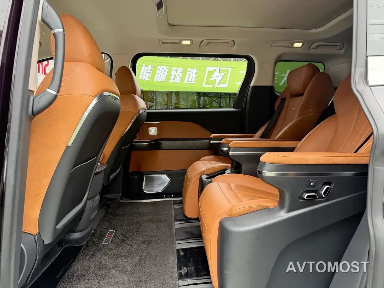 Hongqi HQ9 PHEV 2024 Model 2.0T AWD Business Edition — фото 7