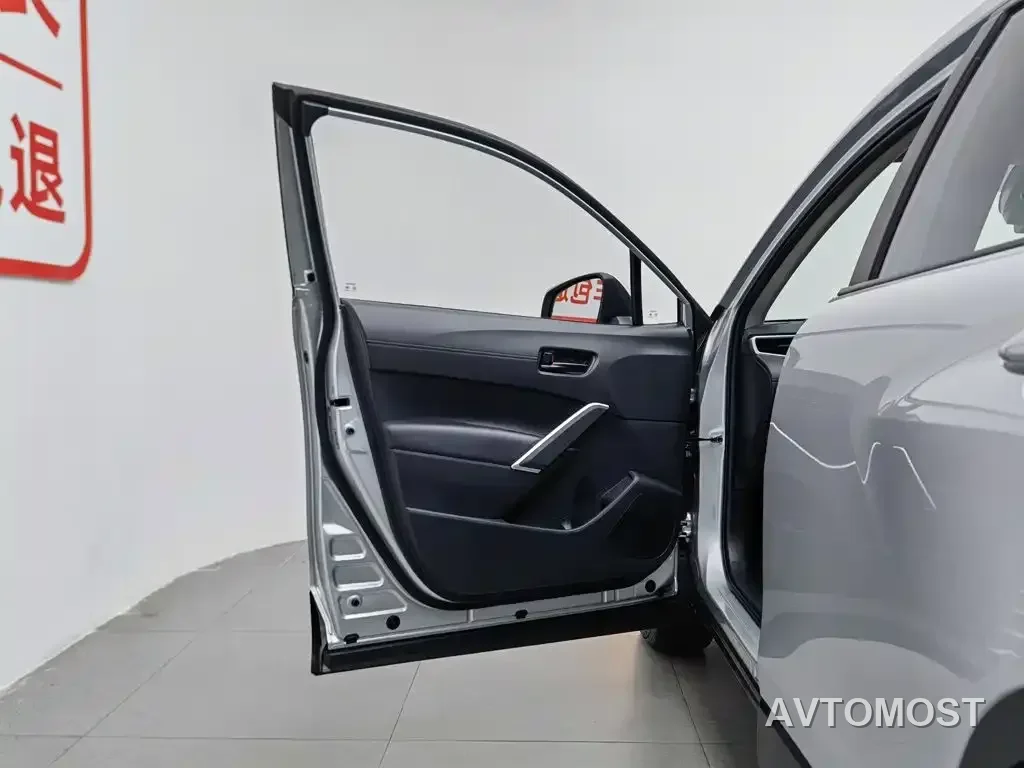 Toyota Frontlander 2023 2.0L Smart Hybrid Dual Engine Leading Edition — фото 6