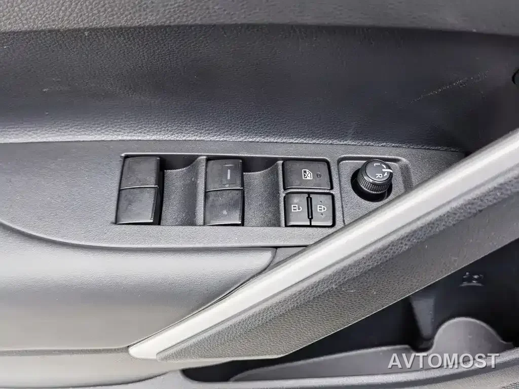 Toyota Frontlander 2023 2.0L Smart Hybrid Dual Engine Leading Edition — фото 7