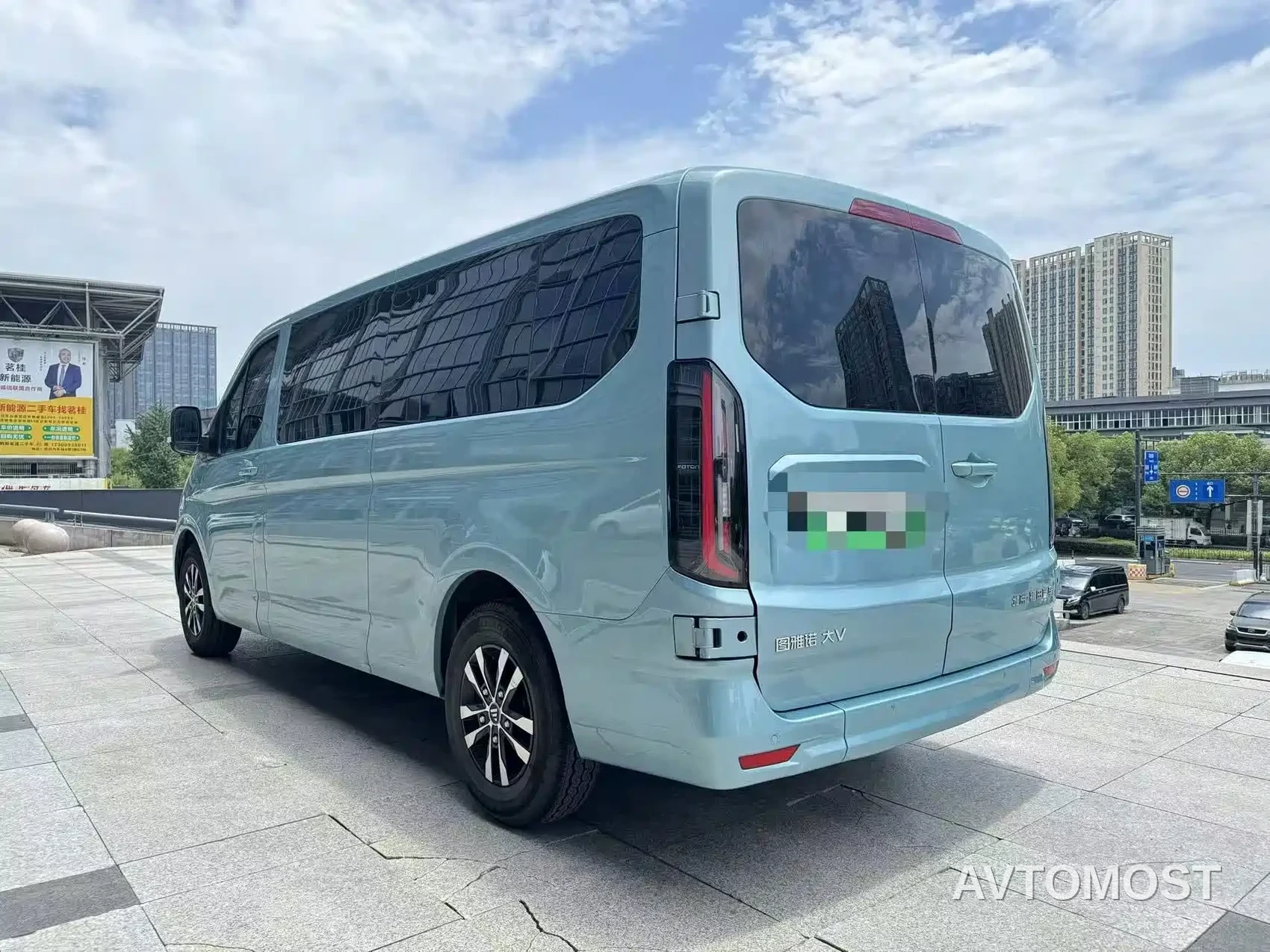 Foton Tuyano Big V New Energy 2024 Long Wheelbase Low Roof 7 Seater CATL 53.58kwh — фото 7