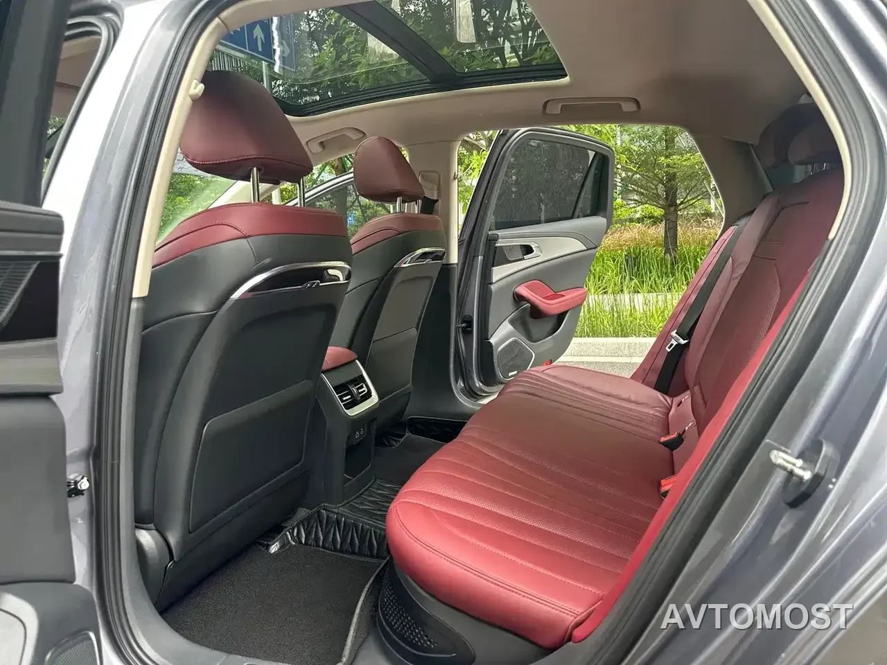 Hongqi H5 2023 1.5T HEV Smart Connect Flag Comfort — фото 9