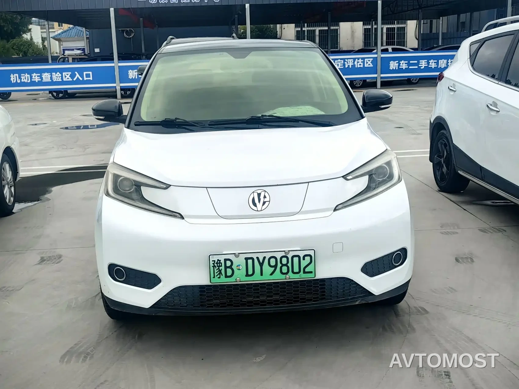 Electric House YOUNG Guang Xiaoxin 2021 S400 4-Seater — фото 3