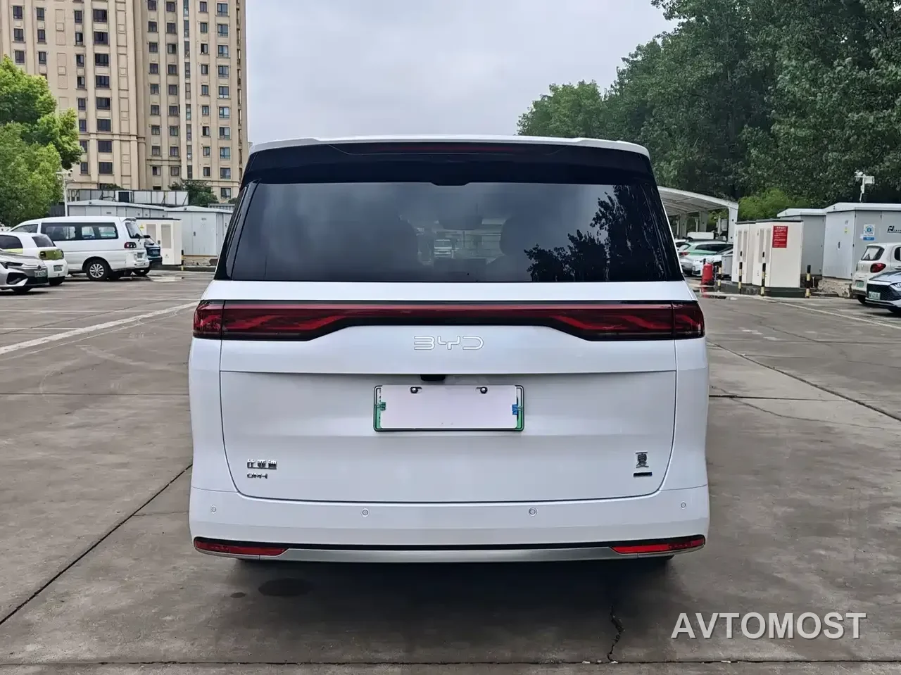 BYD Xia 2025 DM-i 1.5T 100km Surpass Edition — фото 5