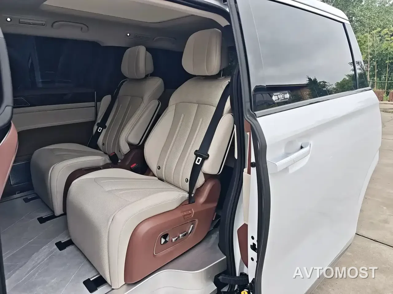 BYD Xia 2025 DM-i 1.5T 100km Surpass Edition — фото 8