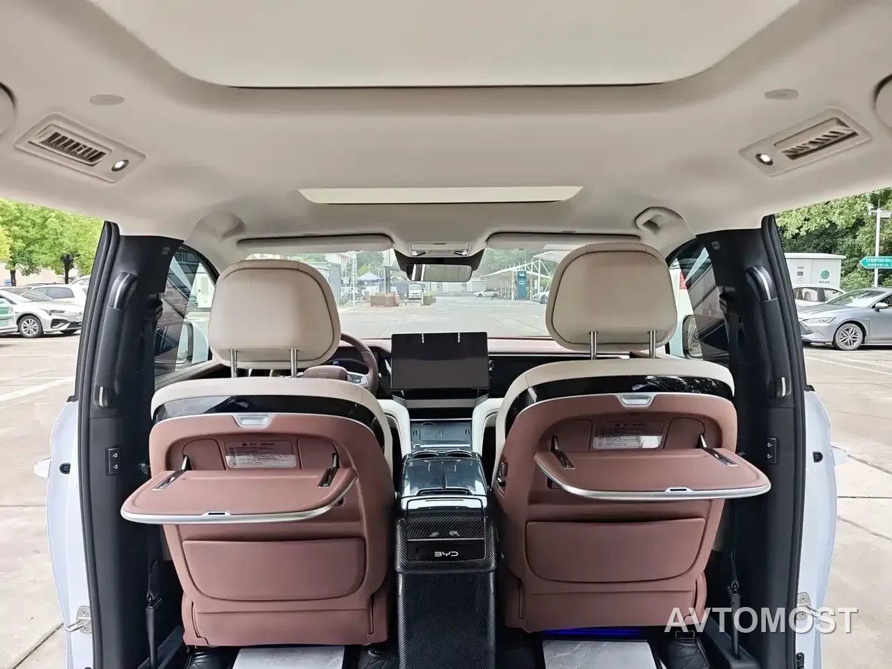 BYD Xia 2025 DM-i 1.5T 100km Surpass Edition — фото 9