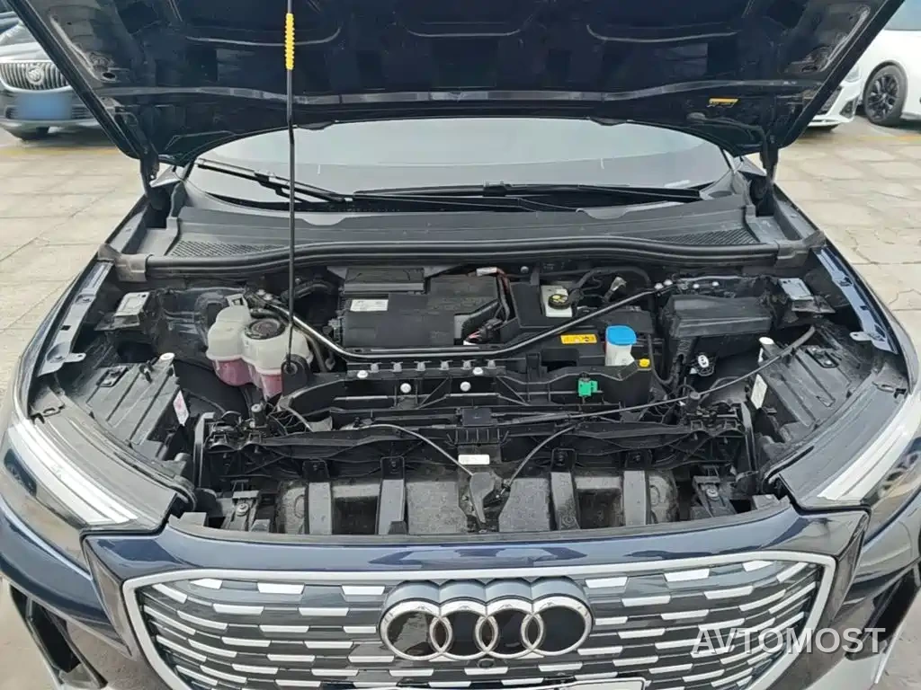 Audi Q4 e-tron 2023 40 e-tron Pioneer Edition — фото 19