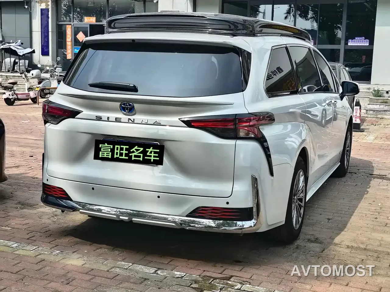 Huadong Business Van 2025 2.5L Hybrid High Roof Comfort — фото 4