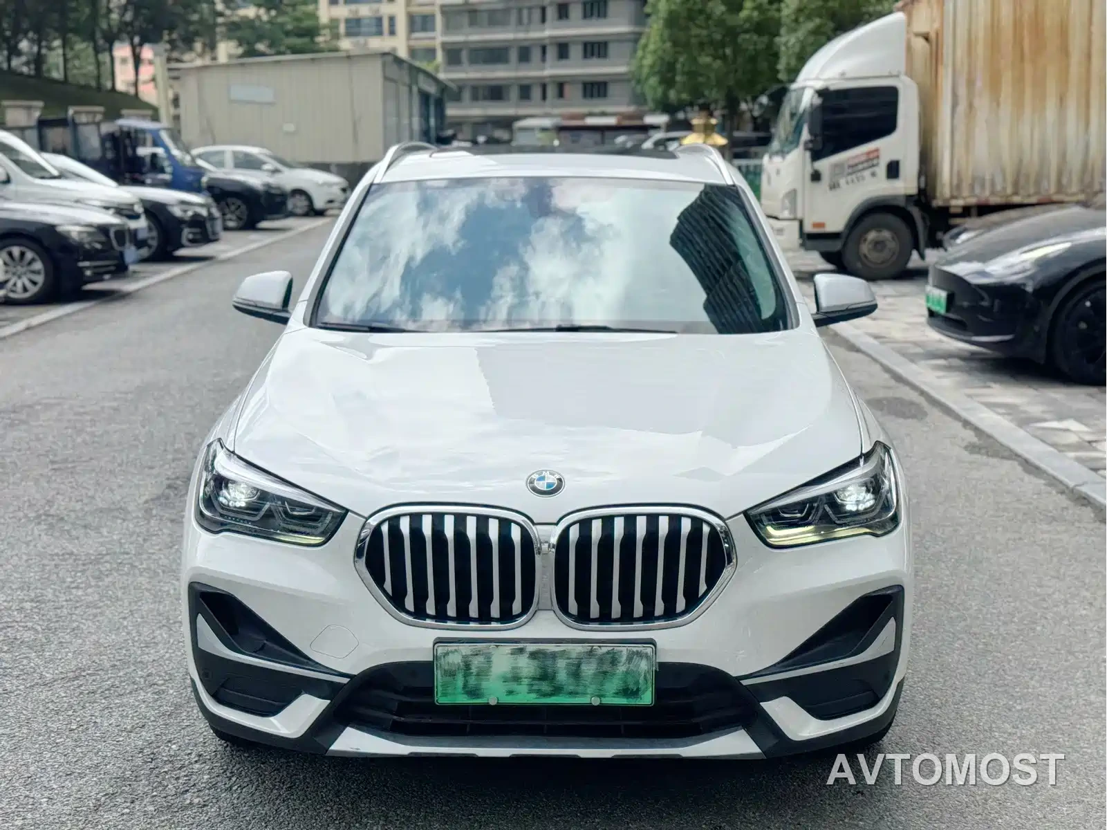 BMW X1 New Energy 2021 xDrive30Le Exclusive — фото 2